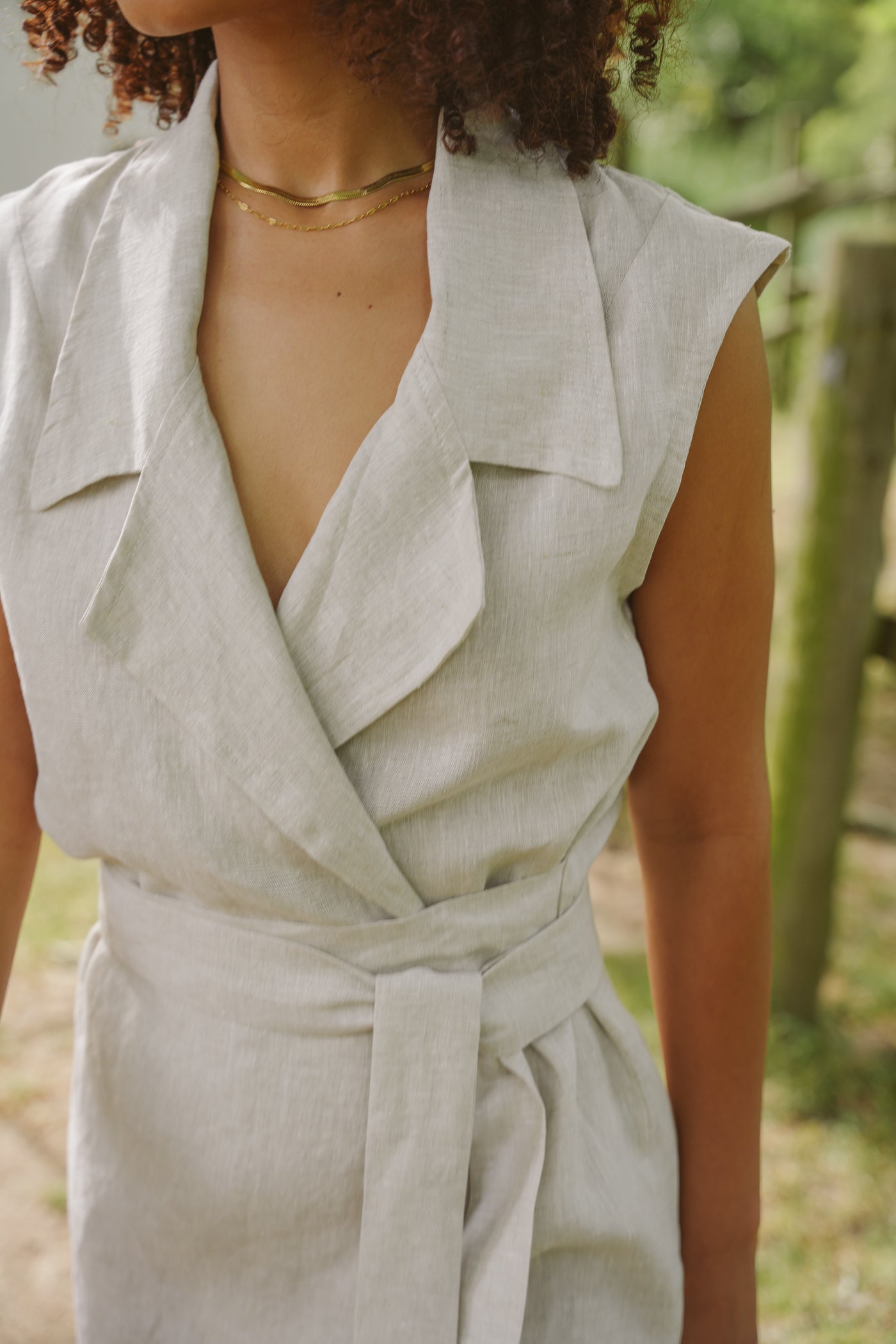 Close up of model wearing Museā Linen Collar Dress
